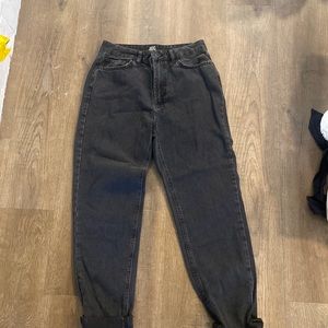 Black mom jeans